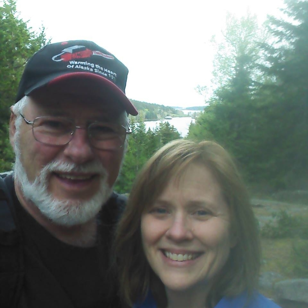 Meet your Posher, Elise